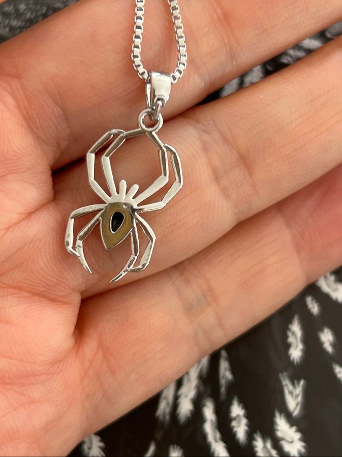 Collier araignée 🕷️ Halloween 🎃 - photo numéro 4