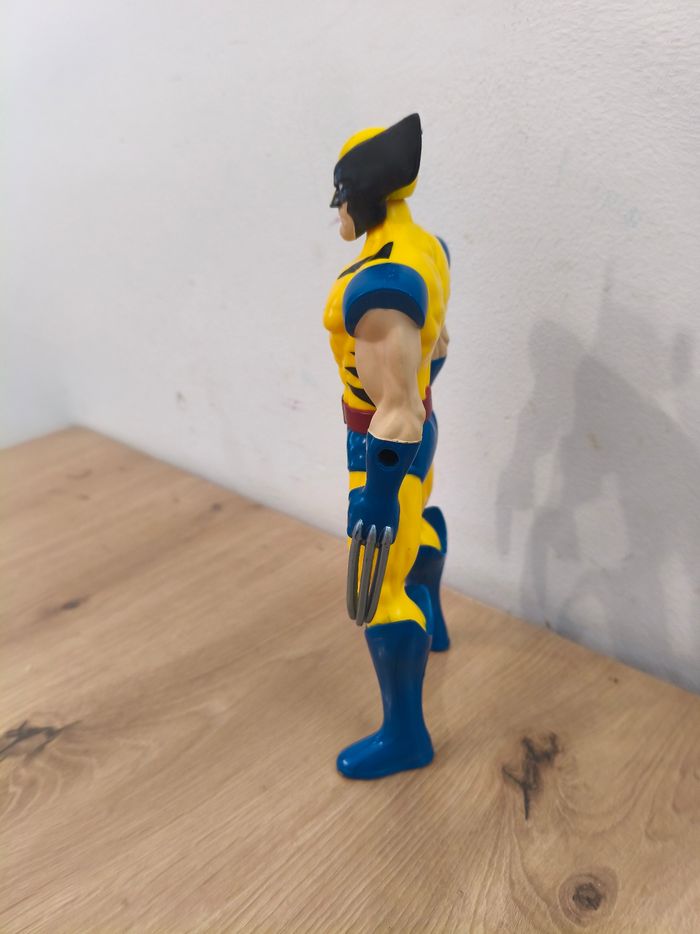 Figurine Wolverine 30 cm - photo numéro 2