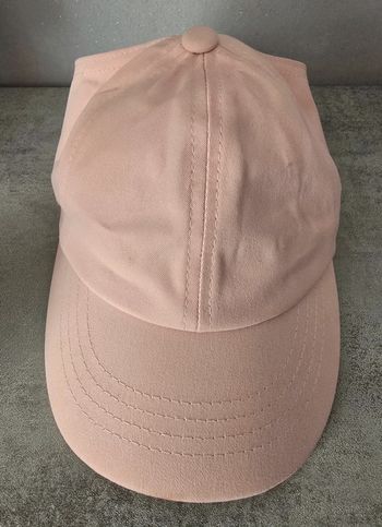 Casquette rose pâle
