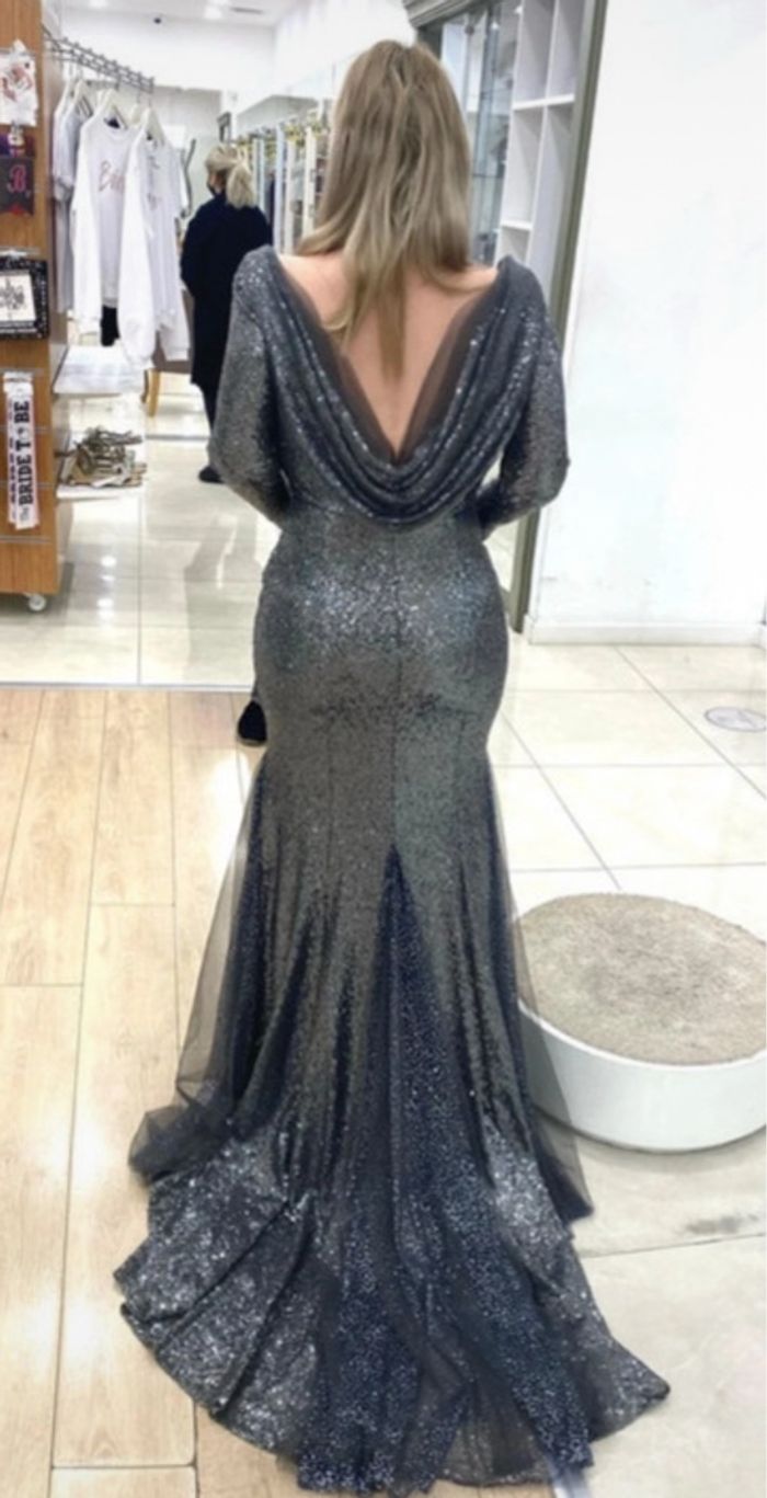 Robe femme -chic dos drapé traine lounge taille 44 - photo numéro 4