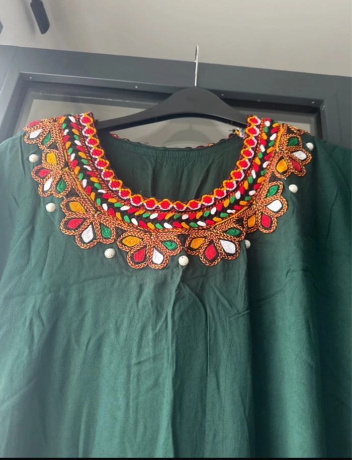 Robe maison langue - photo numéro 2