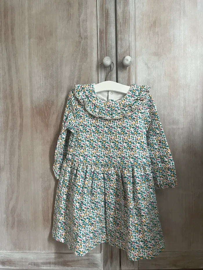 Robe chaude et souple t. 36 mois