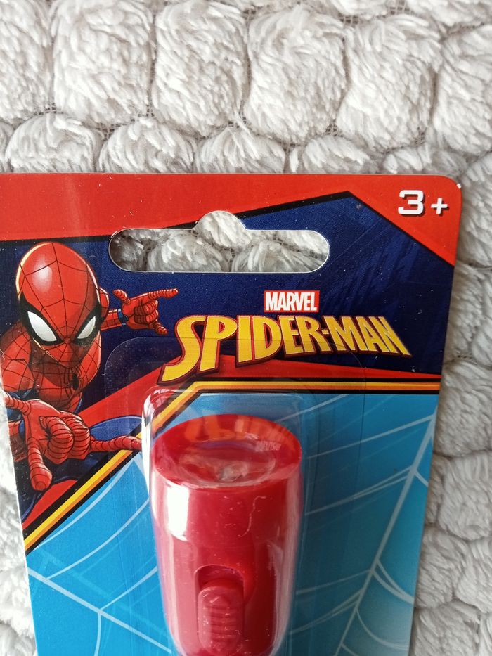 Stylo lampe de poche spiderman - photo numéro 2
