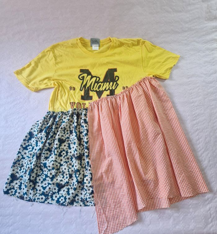 Tee-shirt Reclaimed vintage  , femme  , us style , taille M