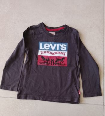 T-shirt manches longues anthracite taille 4 ans Tommy Levi's.