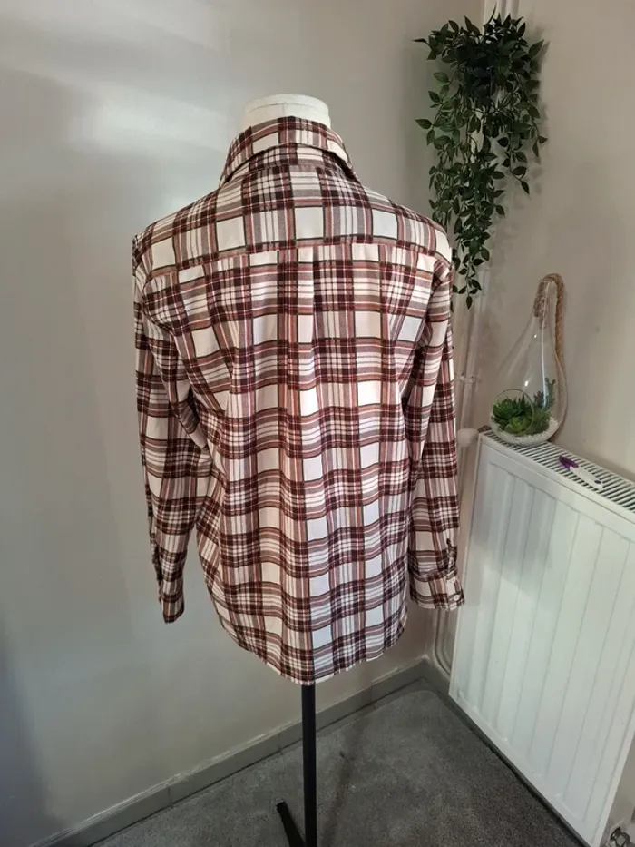 Chemise a carreaux - photo numéro 2