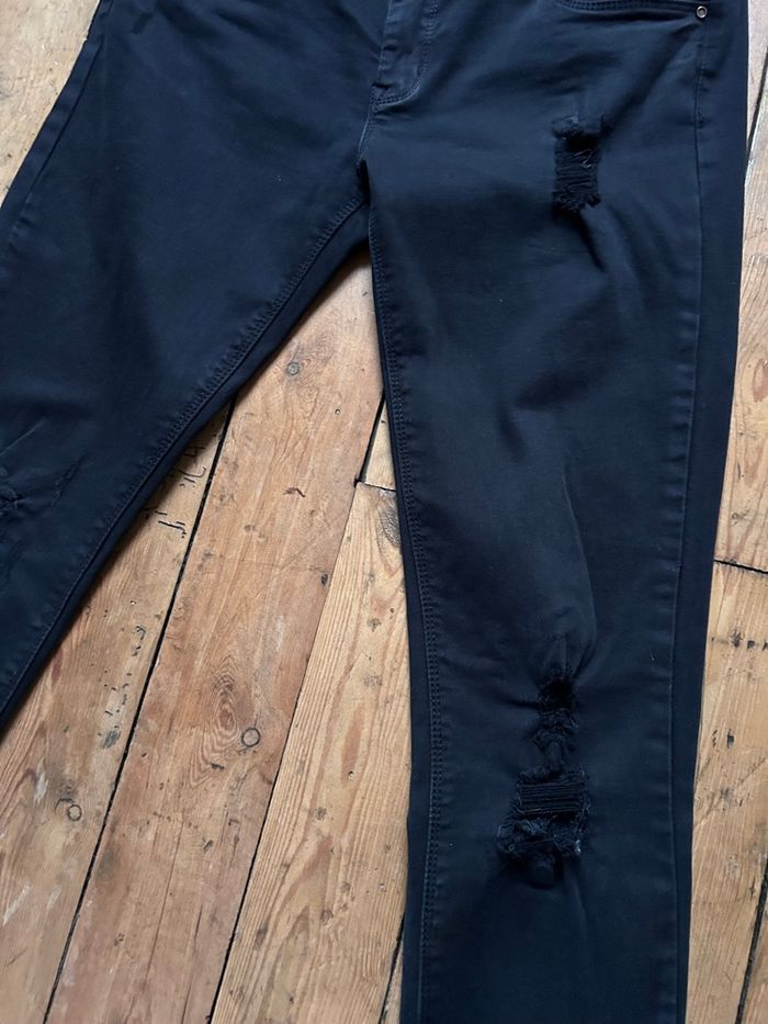 Jeans noir troué avec dentelle 42 VS Miss - photo numéro 2