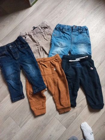 Lot pantalons 12 mois