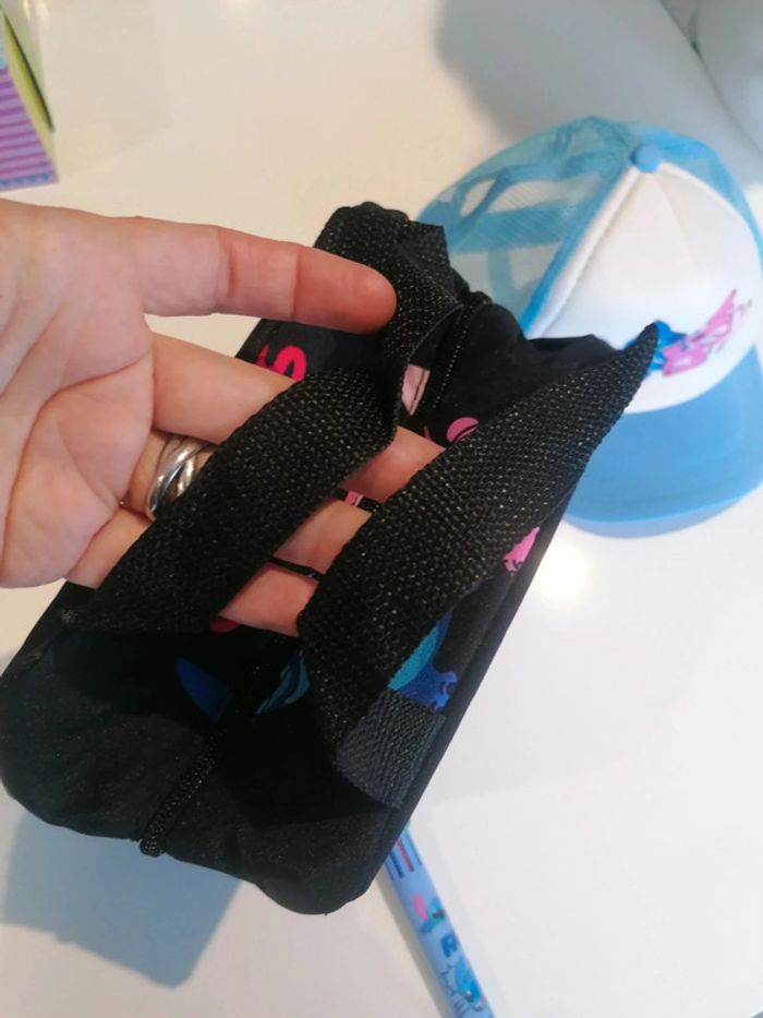 Ensemble sac isotherme goûter Stitch et stylo Stitch 🍪 - photo numéro 3