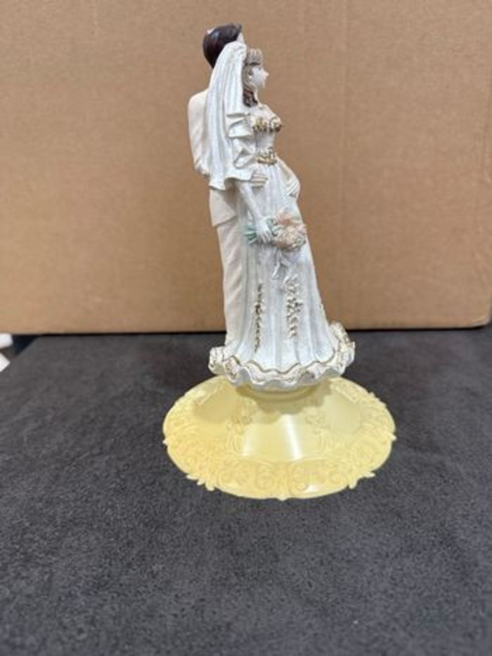 Figurine couple de mariée - photo numéro 2