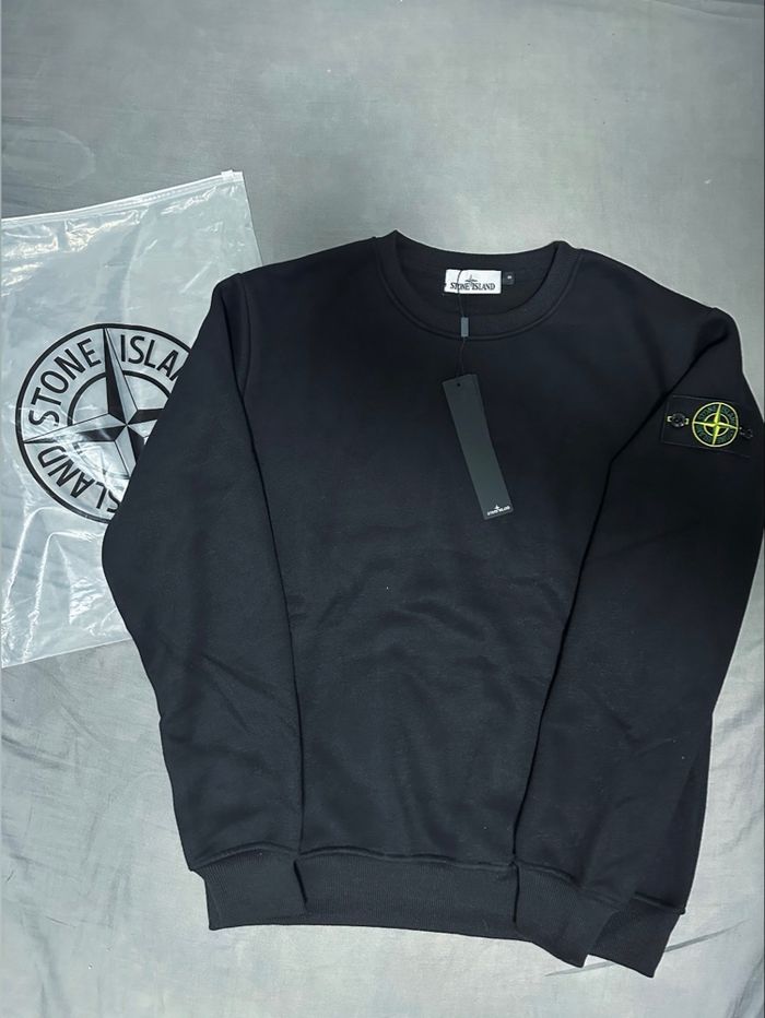 pull stone noir - photo numéro 3