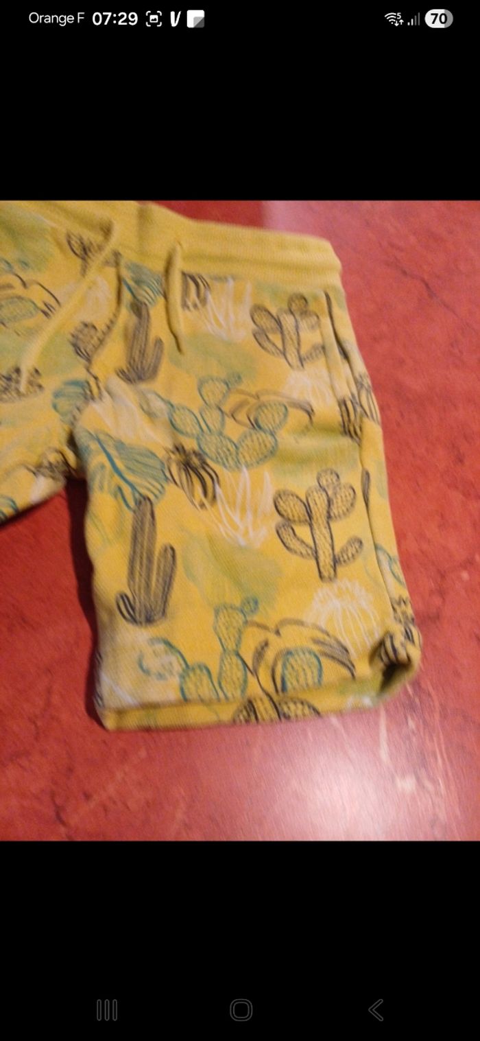 Short garçon taille 3 ans - photo numéro 2