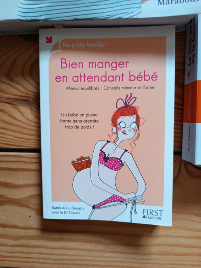 Lot livres grossesse en tbe - photo numéro 5