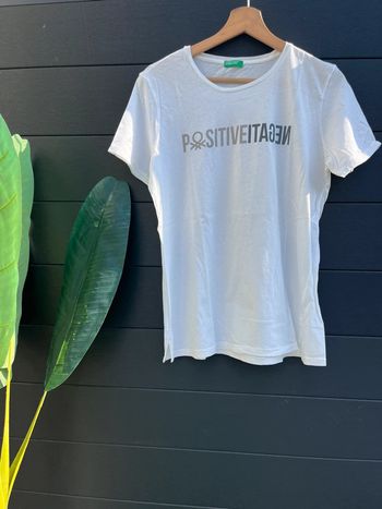tee-shirts positive négative