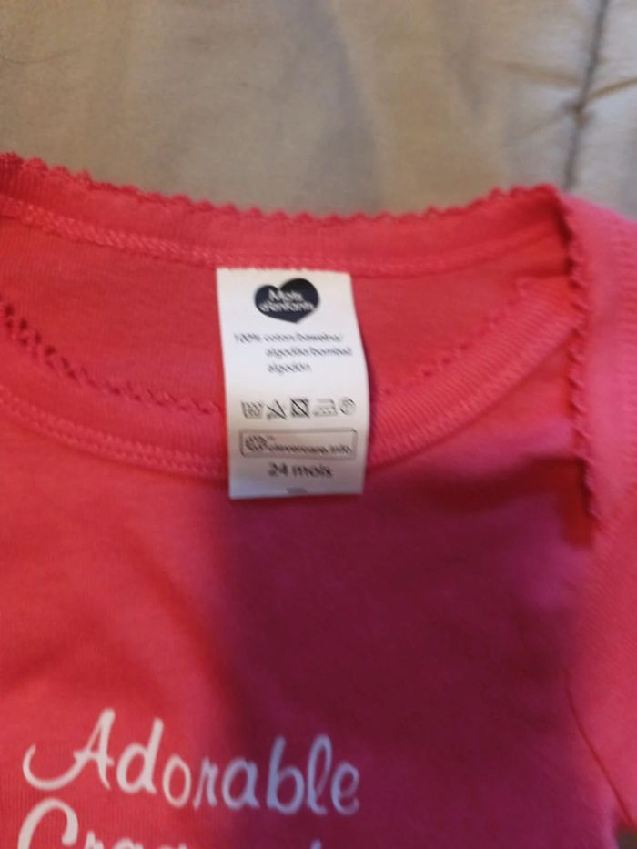 T-shirt taille 24 mois neuf - photo numéro 4