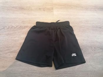 Short intersport