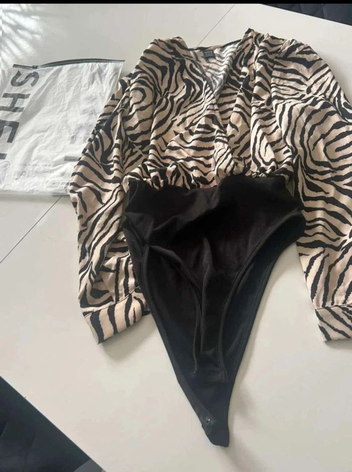 Body à rayures  zèbres taille  s  36 neuf