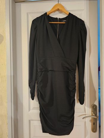 Robe noire kaporal