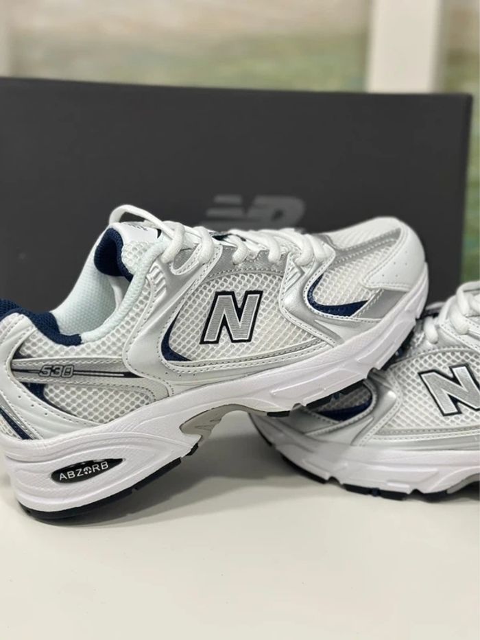 New Balance 530 Taille 45 - photo numéro 4