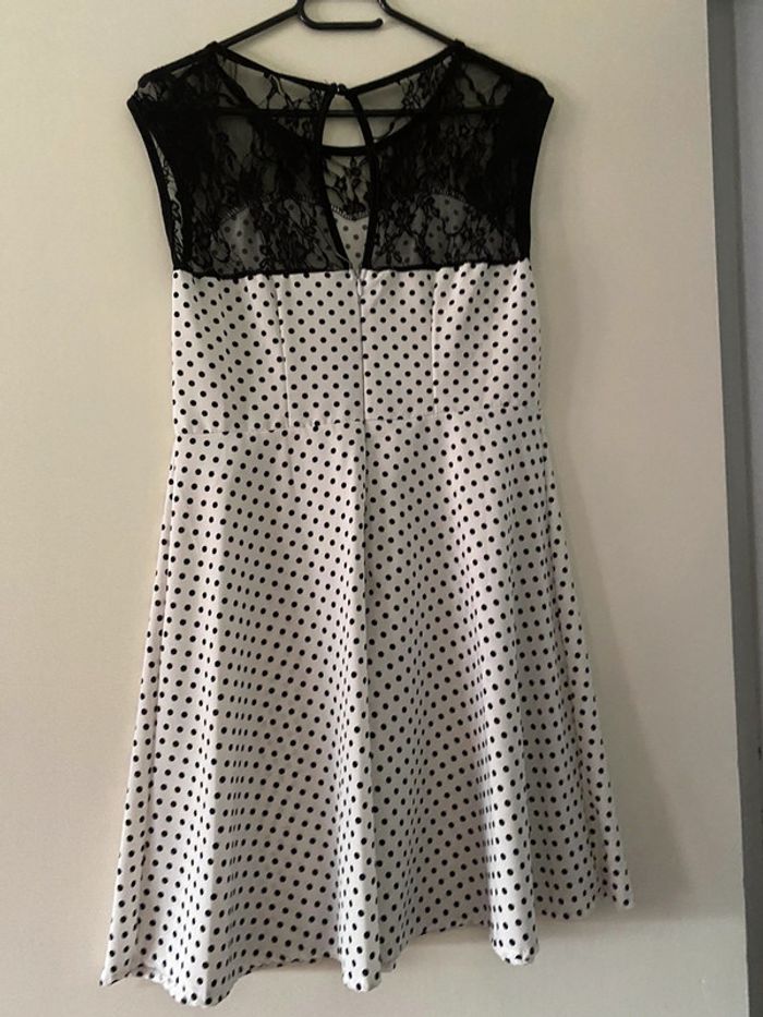 Robe rétro à pois neuve - photo numéro 2