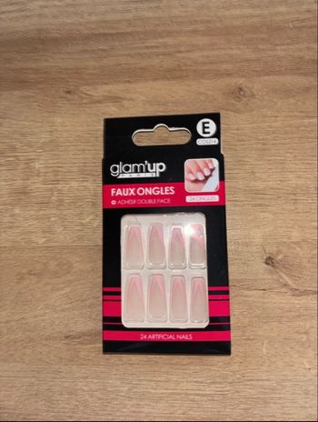 Faux ongles