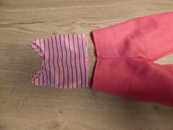 vêtement poupée - photo numéro 2