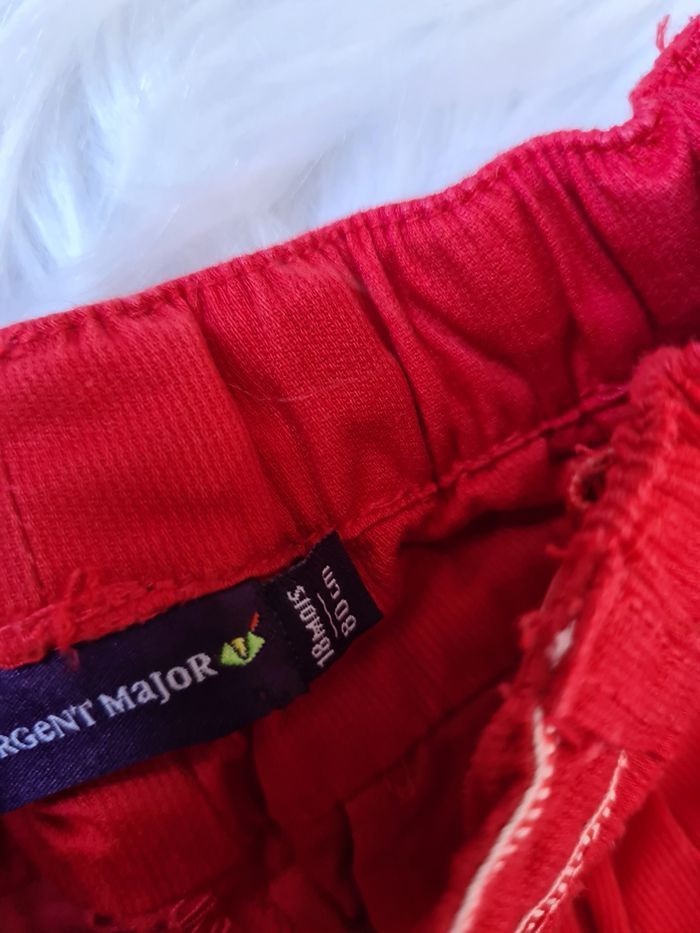 Pantalon rouge - photo numéro 3