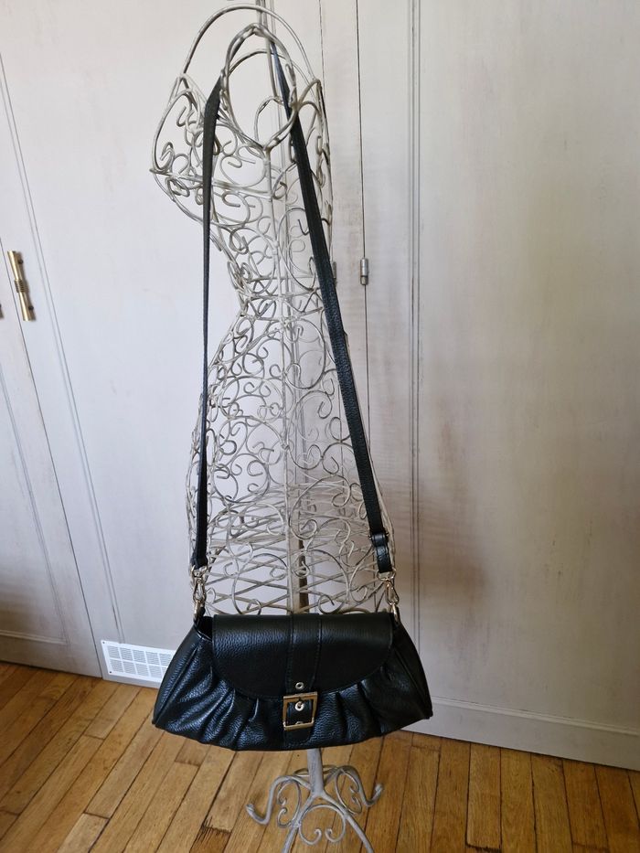 Sac pochette cuir - photo numéro 4