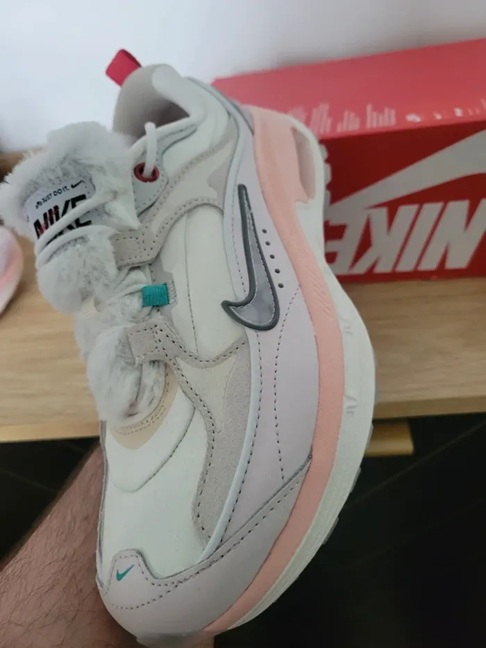 Nike Air Max Bliss T38,5 100% Authentique - photo numéro 14
