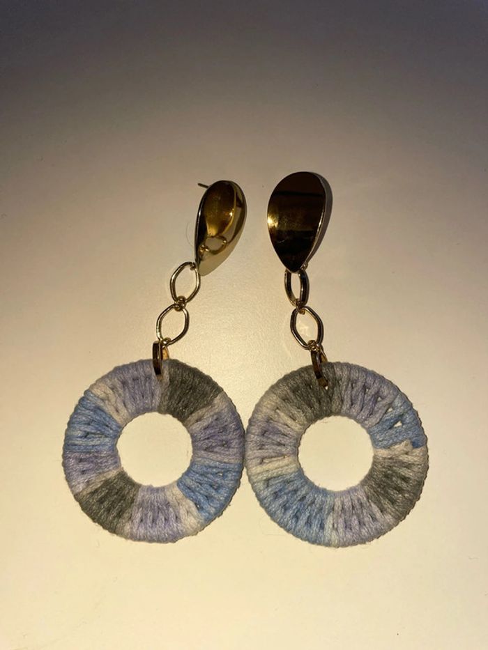 Boucles d’oreilles pendantes