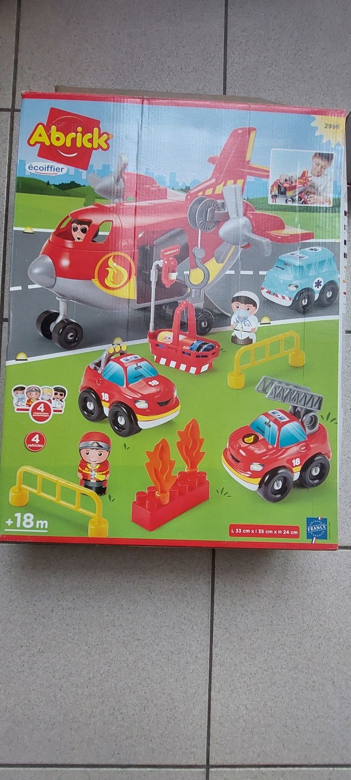 Avion cargo pompiers ecoiffier abrick - photo numéro 4