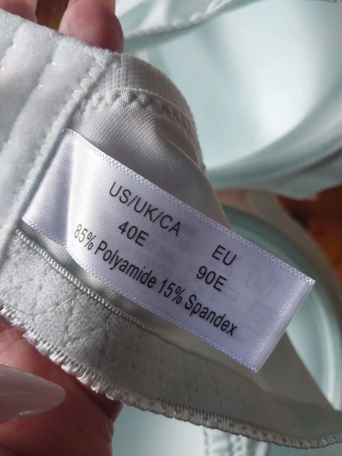 Soutien-gorge push up bleu ciel brodé taille 90E - photo numéro 4