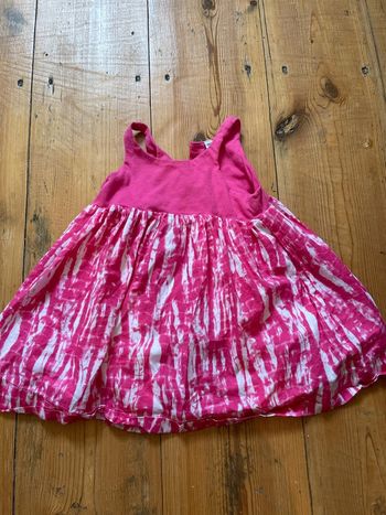 Robe d’été rose 12 mois