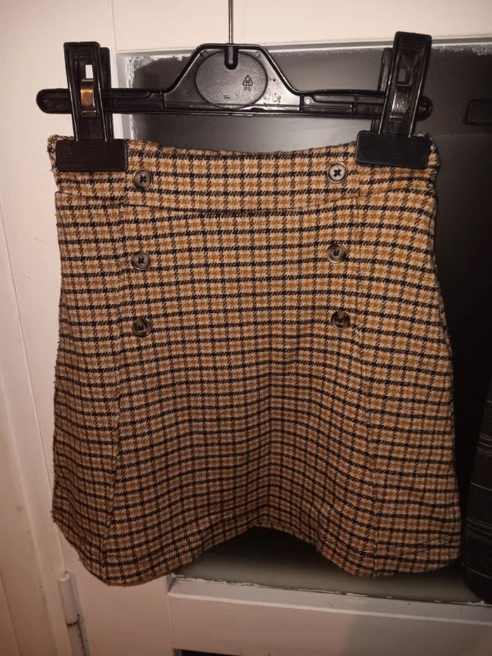 Lot de 2 jupes 6 ans - photo numéro 2