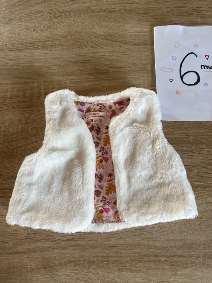 Gilet sans manche 6 mois - photo numéro 2