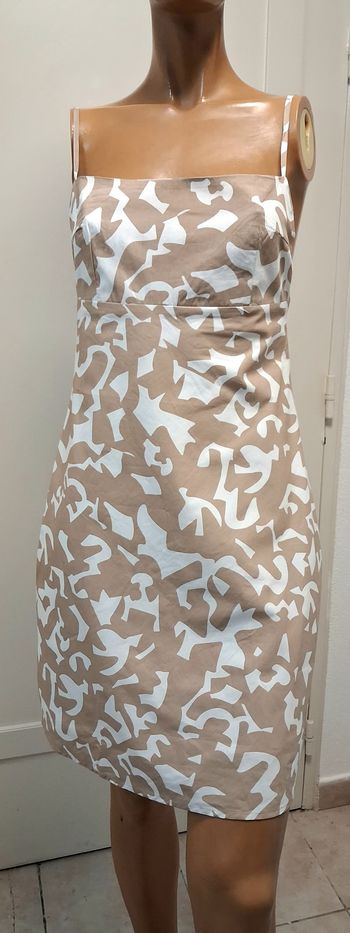 Robe dos nu GOA Paris beige blanc taille L 