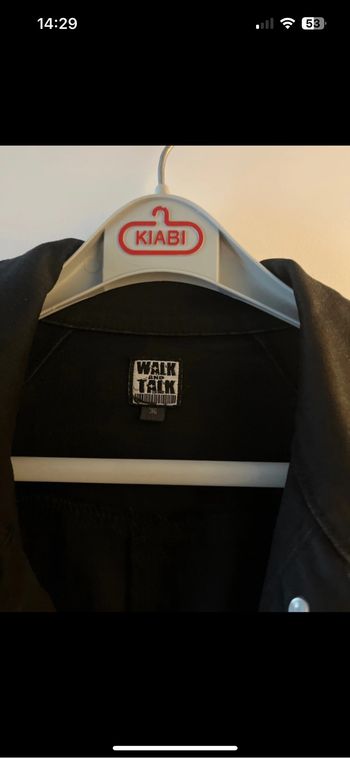 Veste en jeans noir à strass