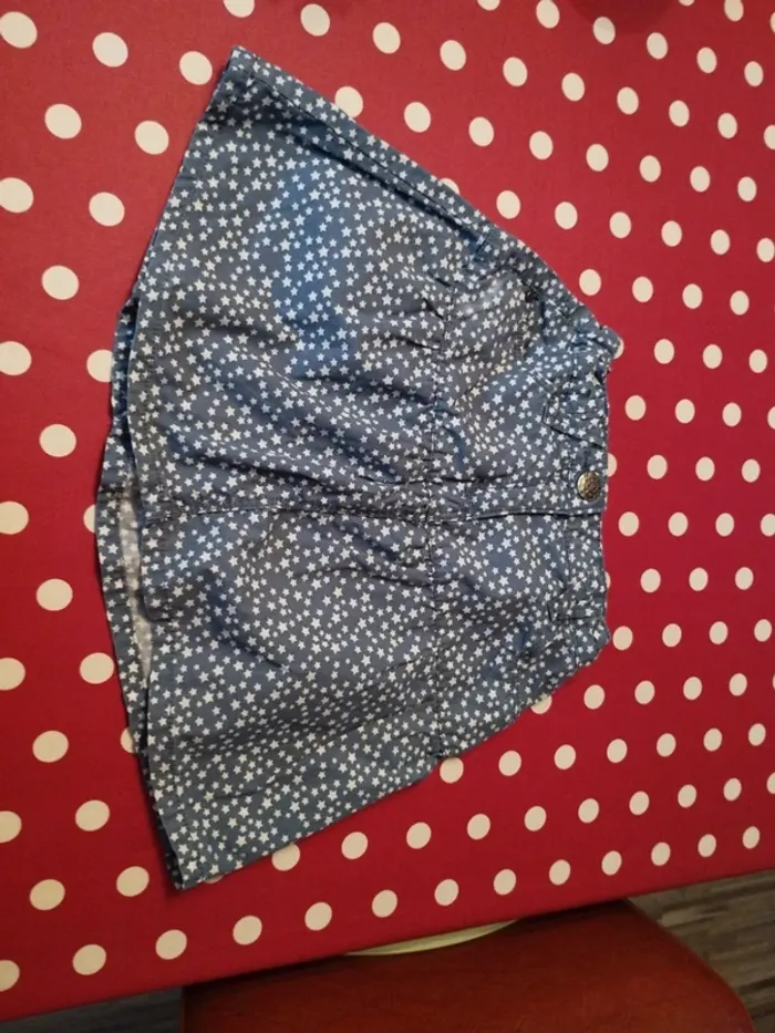 Jupe légère bleu étoiles 4-5 ans