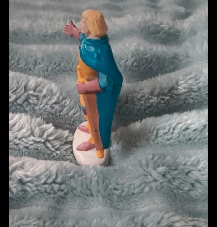 Figurine phoebus le bossu de notre dame disney - photo numéro 3