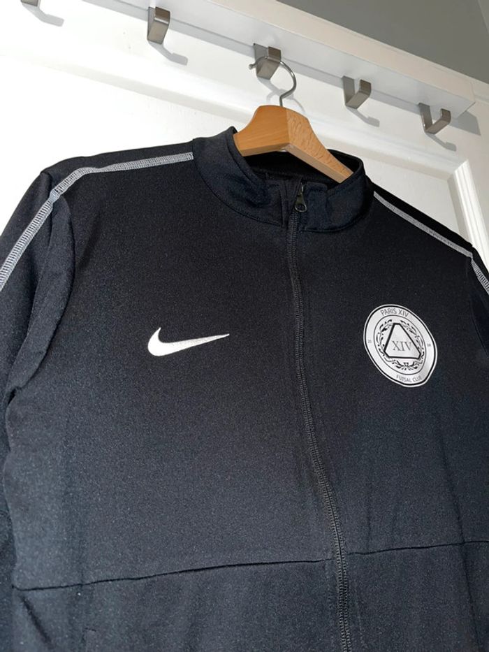 Veste Nike noire, taille XL enfant - photo numéro 2