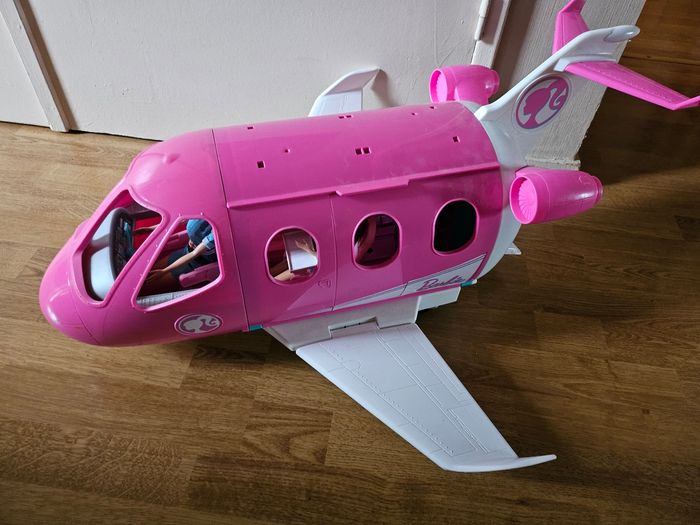 Avion barbie
