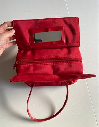 Trousse de toilette avec miroir 