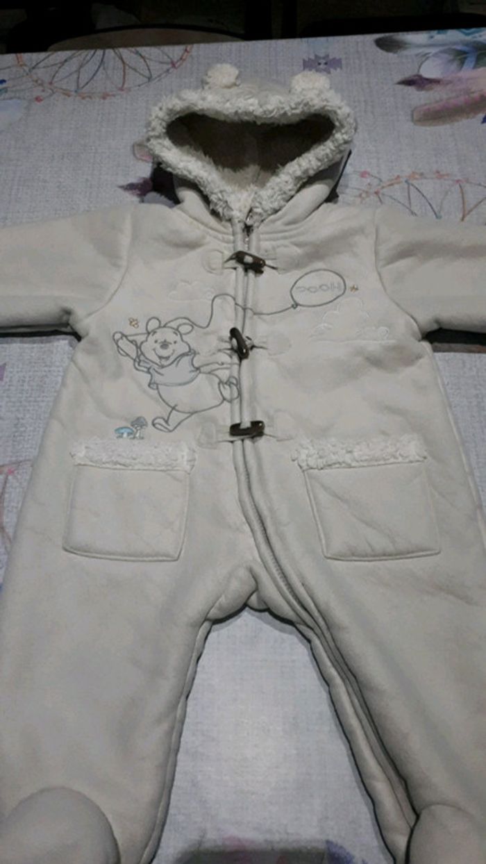 Combinaison Winnie l'ourson - photo numéro 2