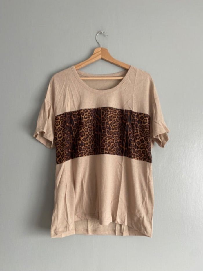 T-shirt taille XL / 44