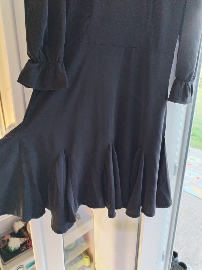 Petite robe noire 40 - photo numéro 3