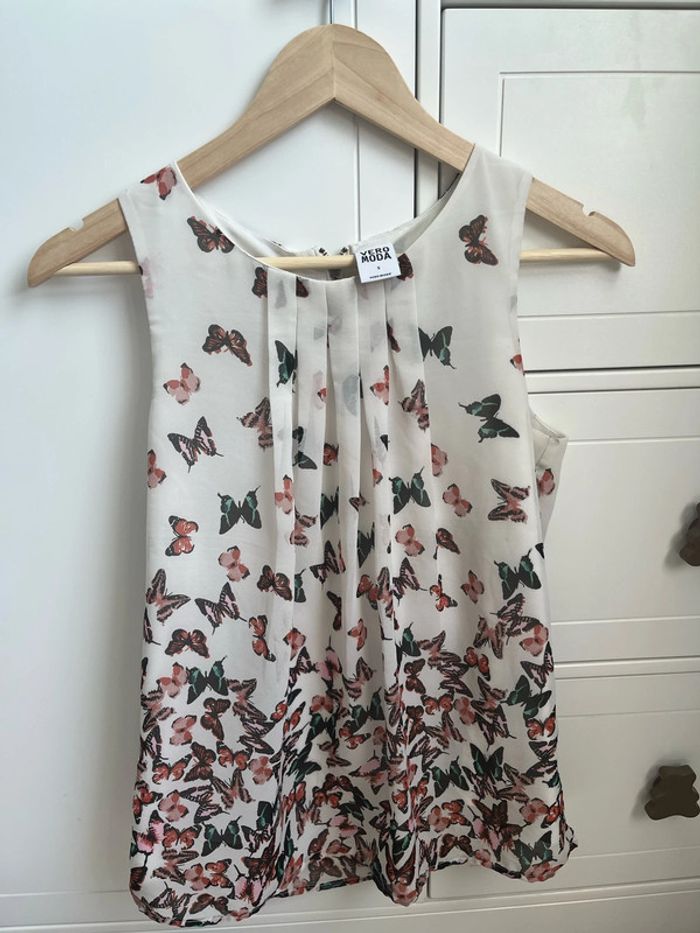 Top vero moda papillons