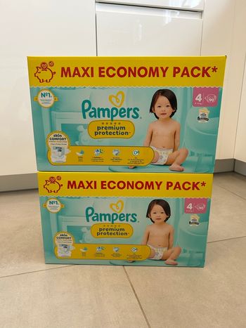 180 couches Pampers premium protection taille 4