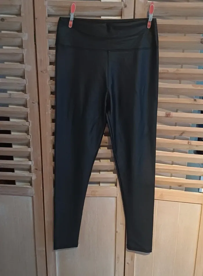 Leggings huilé noir femme taille 38/40