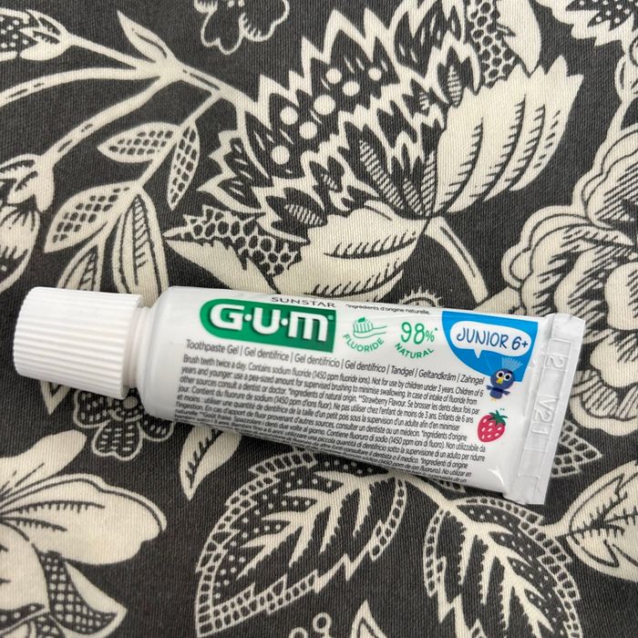 Lot de produit dentaire enfant / brosse à dent dentifrice - photo numéro 2