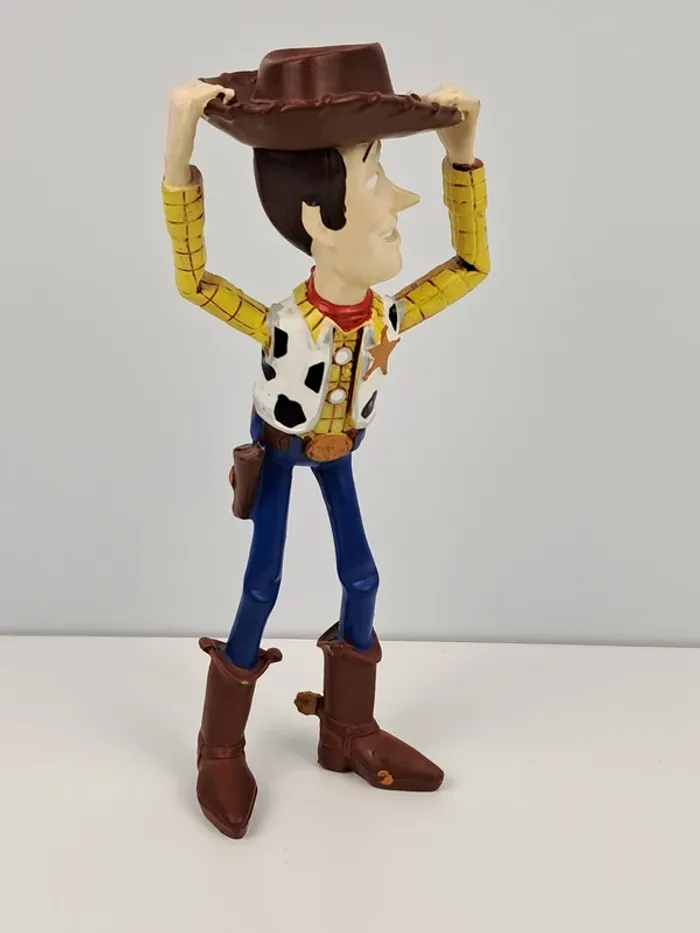 Figurine de Woody dans Toy Story de Walt Disney et Pixar - photo numéro 5